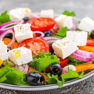 ГРЪЦКА САЛАТА 400 ГР