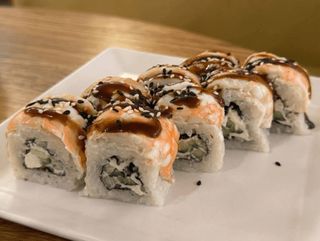 Філадельфія з креветкою і авокадо (235g)