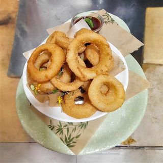 AROS DE CEBOLLA REBOZADOS