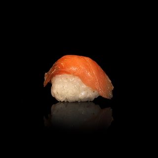 55 Nigiri affumicato 2 pezzi