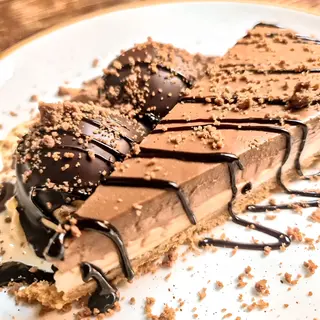 Tarta De Tres Chocolates
