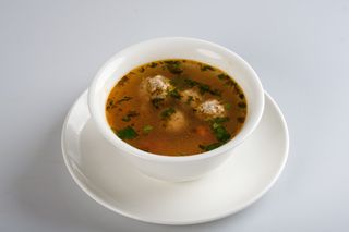 Ciorba de perisoare cu bors de casa