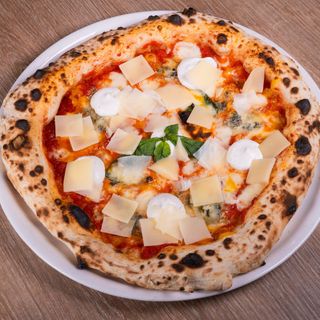 Pizza 5 Formaggi base de tomate (33 Cm.)