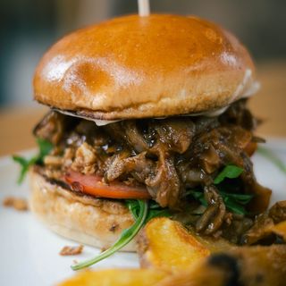 Pulled Mushroom Burger