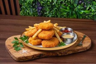 Chicken Nuggets sa pomfritom