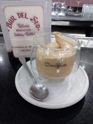 Crema al caffè