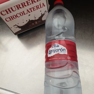 Agua sin gas 1 litro y medio