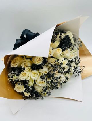 50 Black & White Bouquet