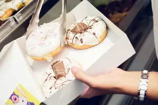 4 Donuts
