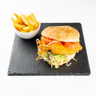 Burger August s pomfritom