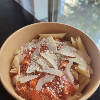 Rigatonis Boloñesa de Ternera (450g)