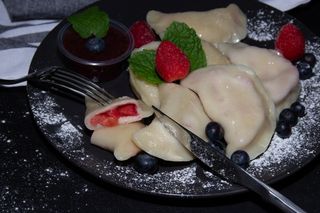 Pierogi sezonowe na słodko 8szt.