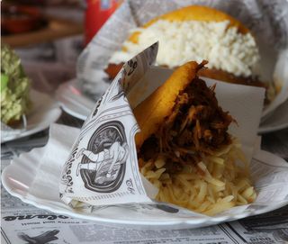 Arepa Rellena De Queso De Mano