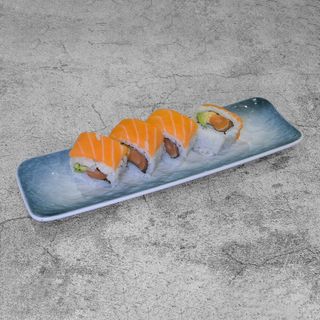 81. Uramaki De Omega Roll Con Salmón Y Aguacate (8 Uds.)