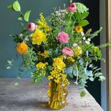 Vidrio Retro con flor de temporada