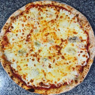 Pizza Quattro Formaggi