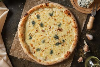 Пицца "4 сыра"