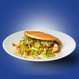 Veliki pileći doner u labli