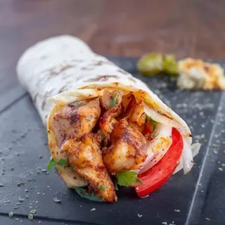 Durum Pollo con Ensalada