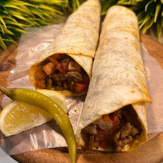 Dupla Biftek Tortilja + Pomfrit + Coca Cola COMBO