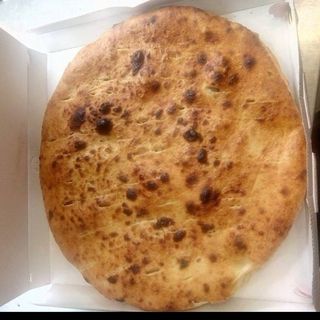 Ciaccino ripieno con prosciutto cotto e stracchino