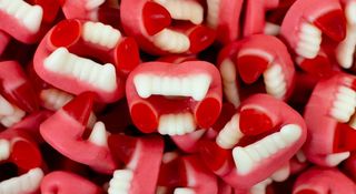 Dracula teeth 100g