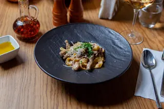 Tagliatelle cu ciuperci de pădure și vită