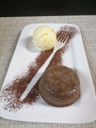 Шоколадово суфле с топка сладолед (180гр)