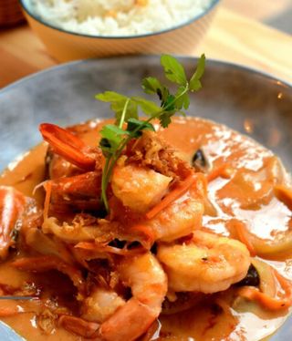Curry De Gambas Con Arroz