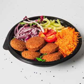 Falafel salata