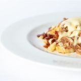 Patatas Con Carne y Queso