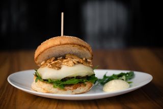 Hambúrguer de Queijo de Cabra Curado