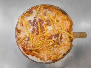 Pizza fantastica gigante