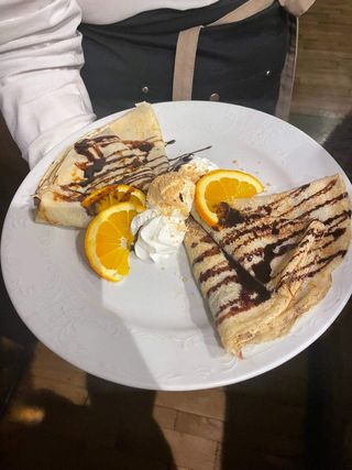 Palačinci med i orasi