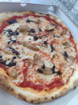 Pizza tartufona