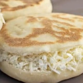 Arepa Andina Queso Blanco