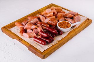 Platou de cârnaciori Praga