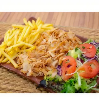 Plato De Shawarma Con Patatas