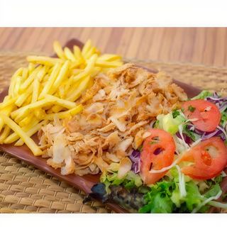 Plato De Shawarma Con Patatas