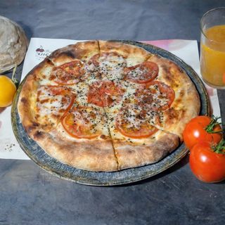 Pizza Mozzarella pomodoro 32cm