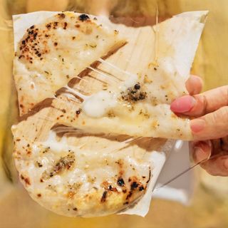 Cheese Naan