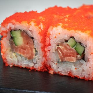 Калифорния с лососем