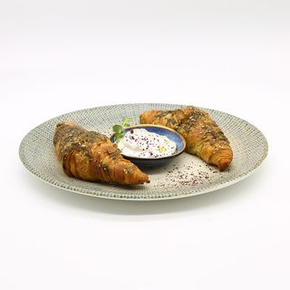 CROASANTE CU ZA'ATAR