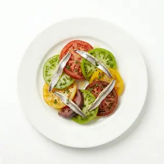 Tomates De Nuestro Huerto Con Anchoas Del Cantábrico (Entera)