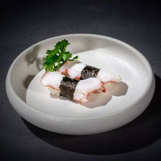 106. Nigiri tako
