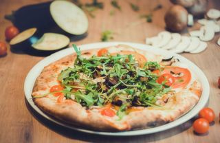 Pizza Vegetariana (Mediana)