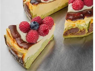 Баскський матча з ягодами (190g)