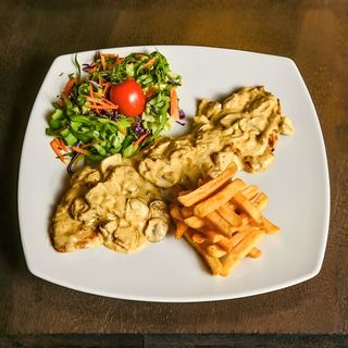 Piletina u sosu od šampinjona 450 gr