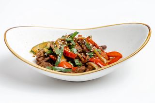 Салат по-тайски