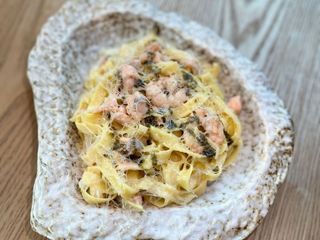 Паста з лососем та креветкою у вершковому соусі (440g)